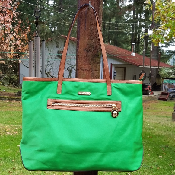 Michael Kors Green Kempton Tote Bag - Picture 1 of 15